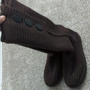 Ugg brown classic Cardi boots size 8 no box